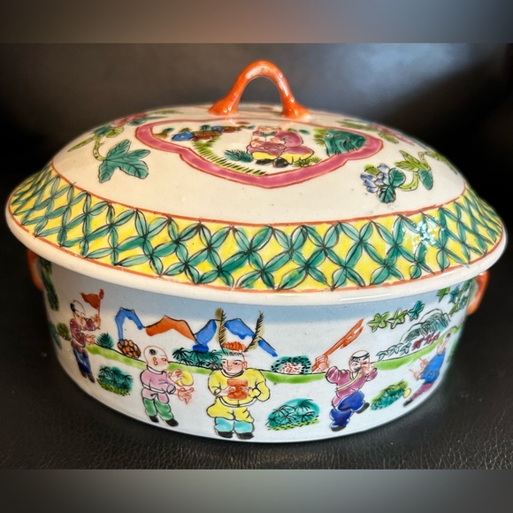 Vintage Chinese Famille Rose Porcelain Bowl With Lid - Picture 3 of 16